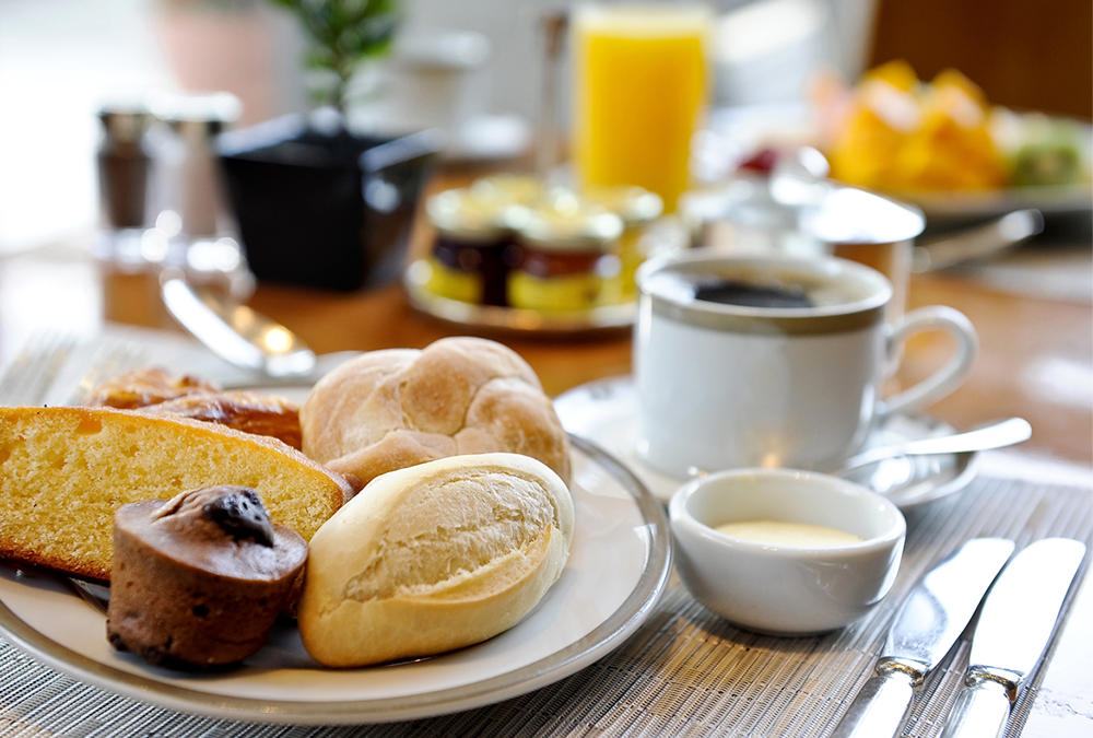 Pessoas que tomam café da manhã possuem hálito melhor